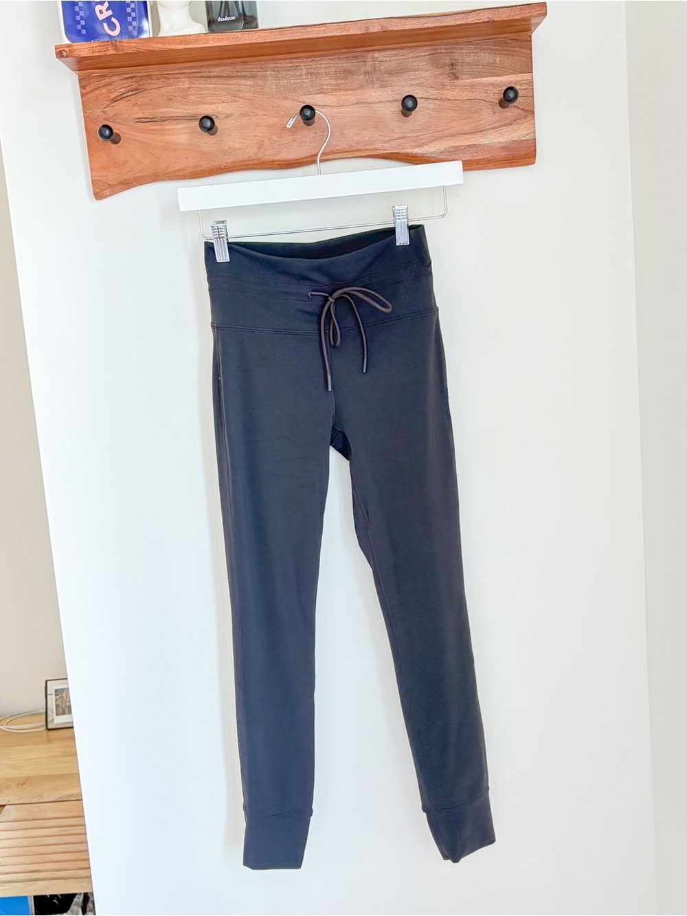 Vuori Black Daily Legging sz SM - Picture 3 of 9